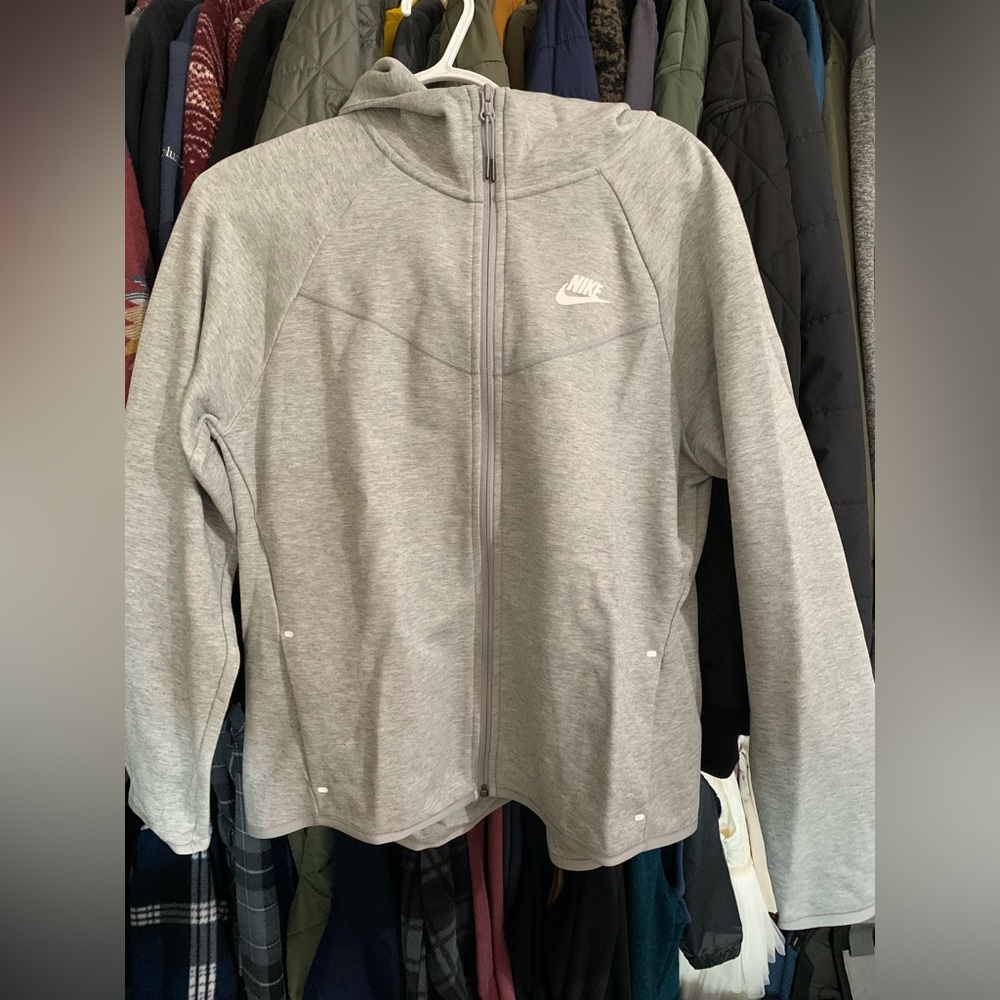 Nike Sweater